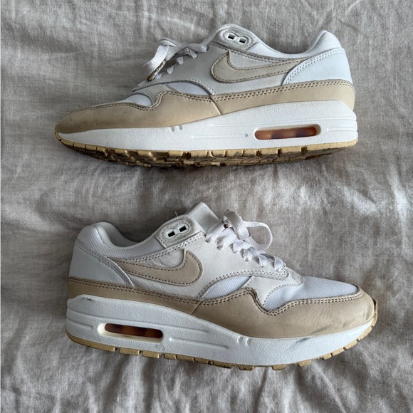 Nike Shoes - Nike Women's Air Max 1 Premium Sandrift Sneakers size 7 GUC